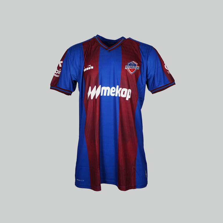 1461 Trabzon FK 2021/2022 Thuisshirt