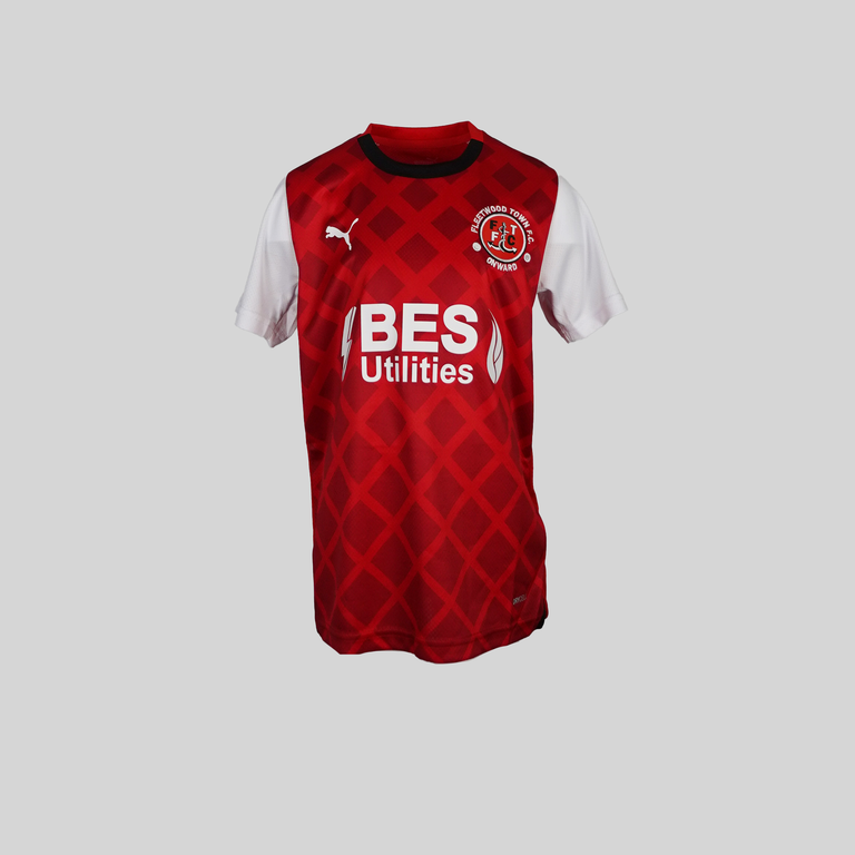 Fleetwood Town Thuisshirt 2023/2024